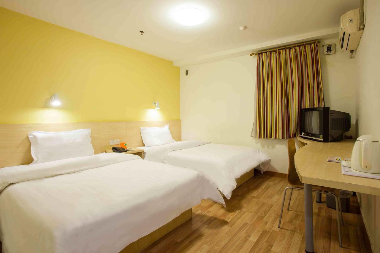 7Days Inn Shanghai Yichuan Road ภายนอก รูปภาพ
