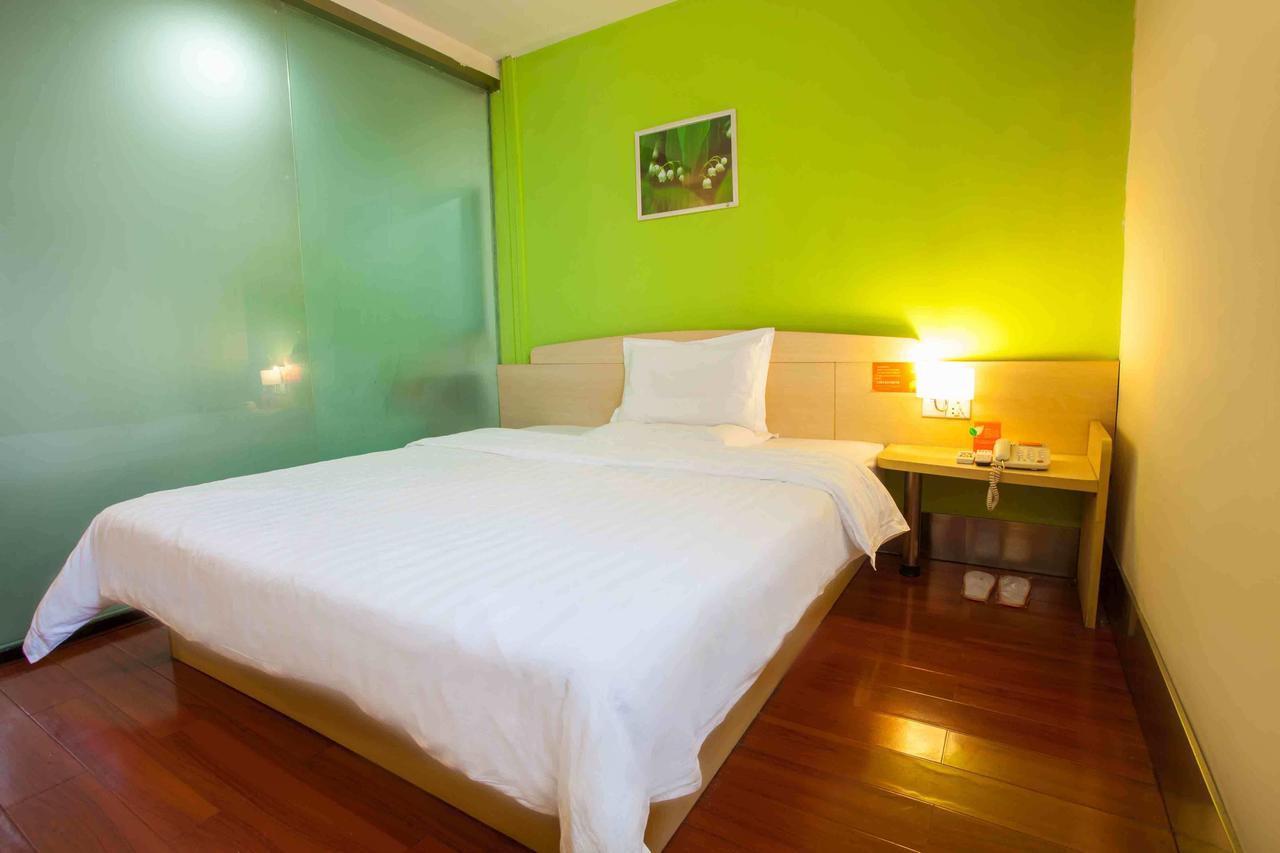 7Days Inn Shanghai Yichuan Road ภายนอก รูปภาพ