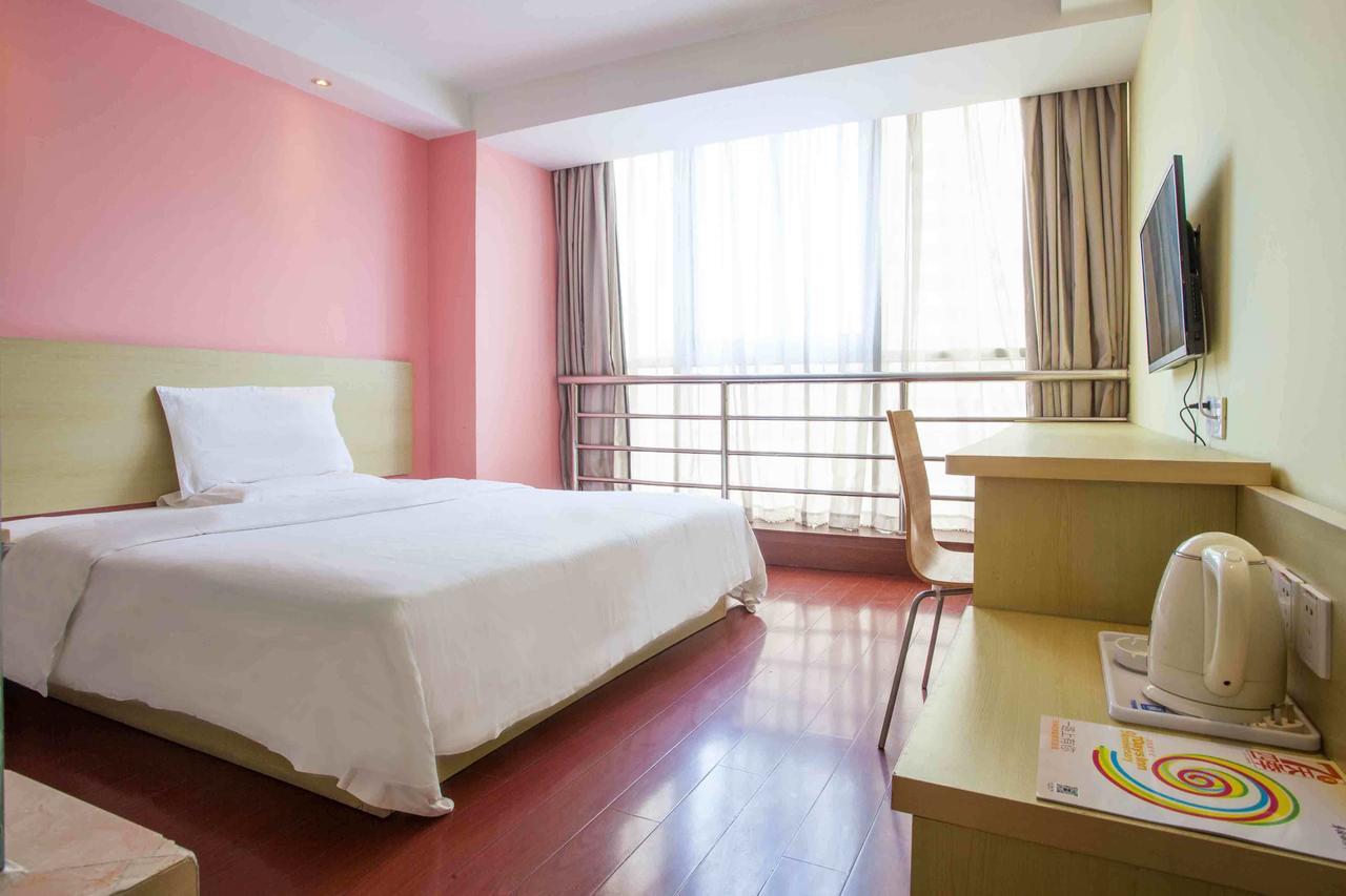 7Days Inn Shanghai Yichuan Road ภายนอก รูปภาพ