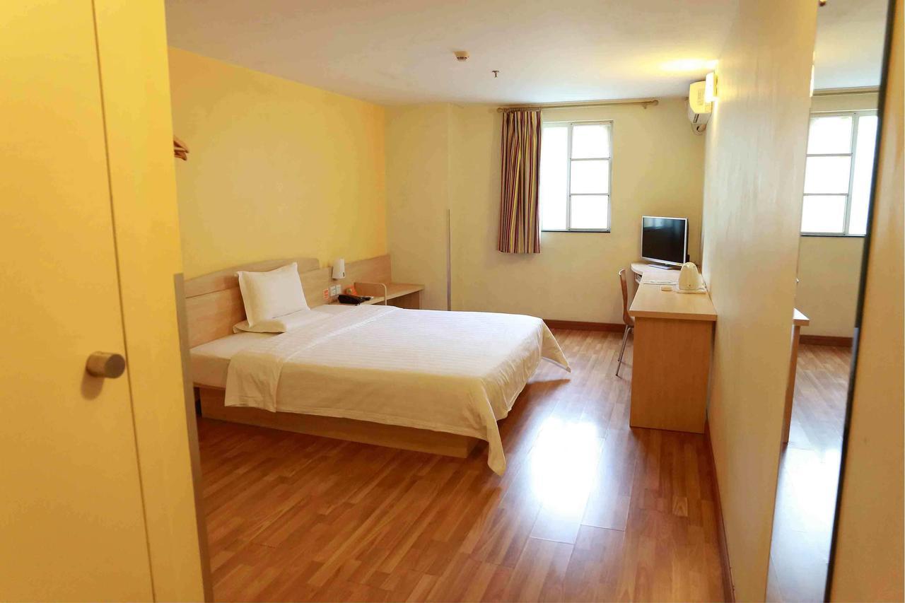 7Days Inn Shanghai Yichuan Road ภายนอก รูปภาพ