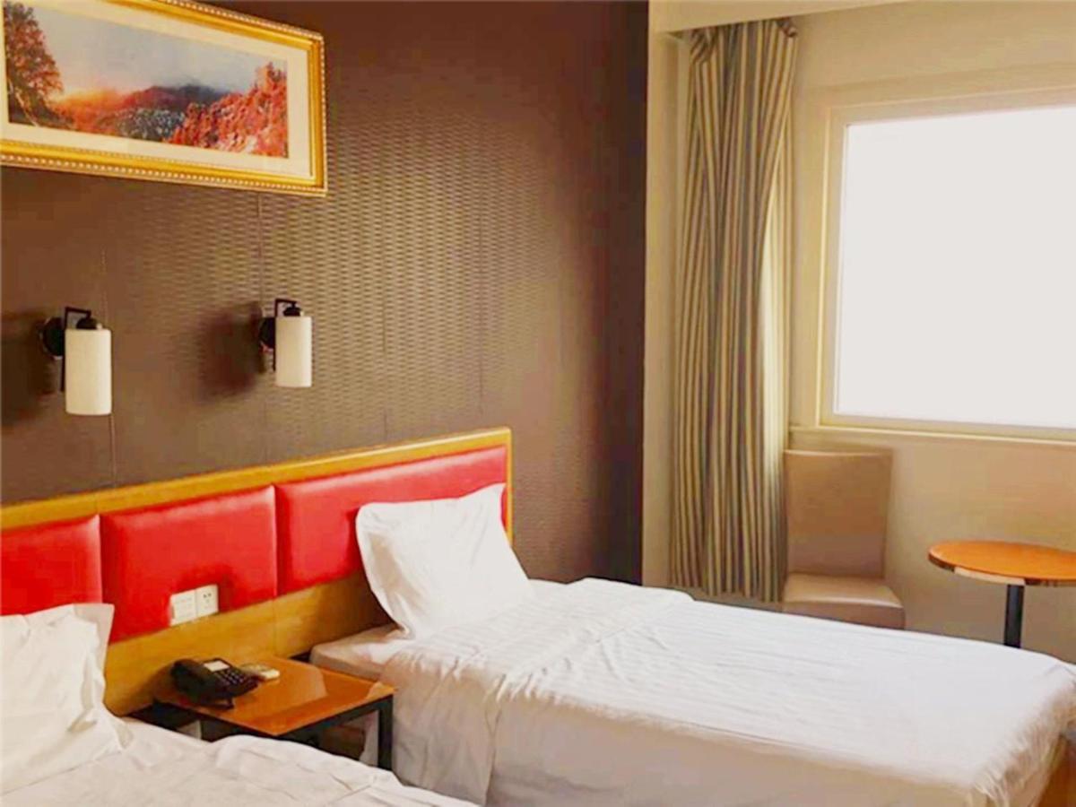 7Days Inn Shanghai Yichuan Road ภายนอก รูปภาพ
